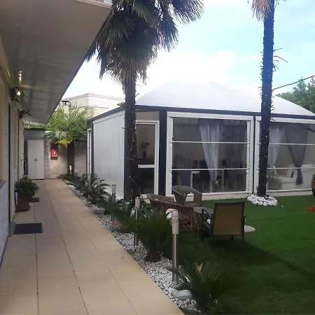 In Bb - B B Oasis Passion Fiera - Triple With Wifi And Ac *